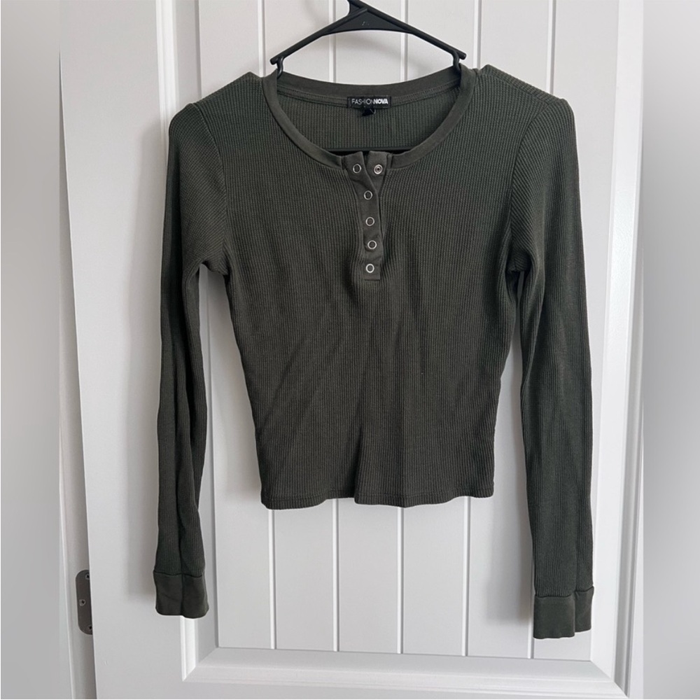Fashion Nova Dark Green Long Sleeve Henley